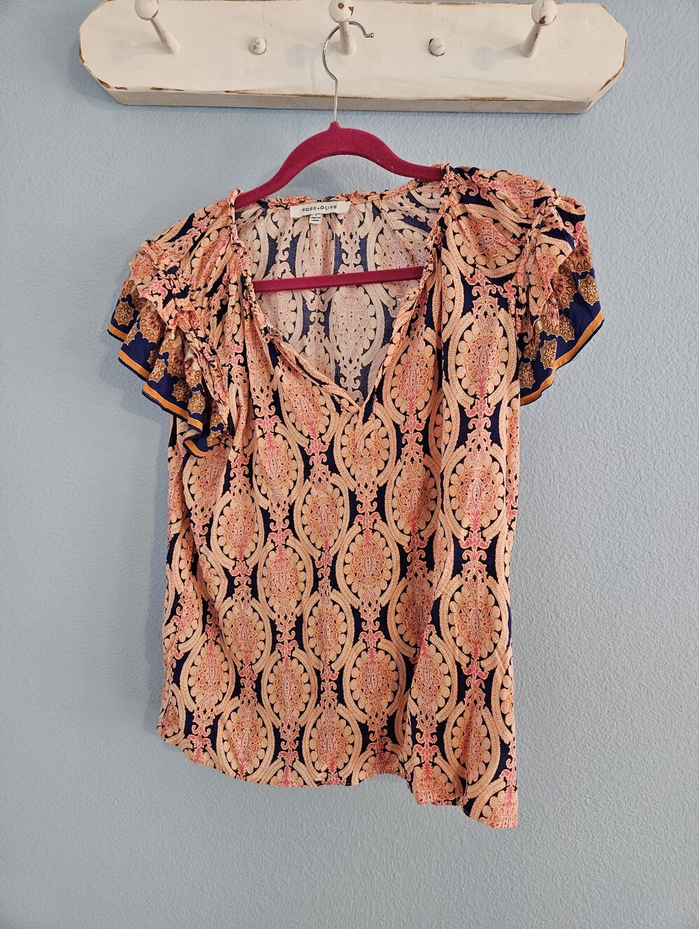 Rose And Olive  Floral-Print Flutter Sleeve Top in Navy and Peach